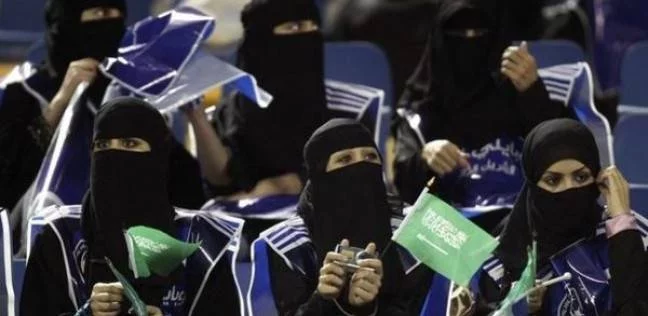 السعودية ستسمح للنساء بدخول ثلاثة ملاعب لكرة القدم بدءا من 2018